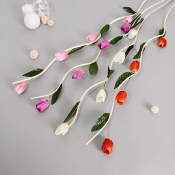 Декор ветка лоза Весенние тюльпаны 130см